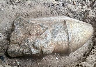 Нажмите на изображение для увеличения.Название:	egypt-ramesses-statues.jpgПросмотров:	0Размер:	169.7 КбID:	742413